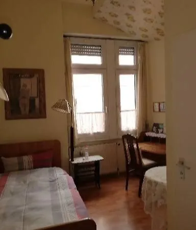 Acasa Bed & Breakfast 2*