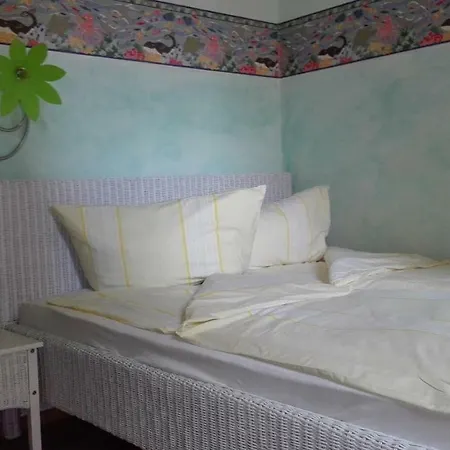 Acasa Bed & Breakfast 2*